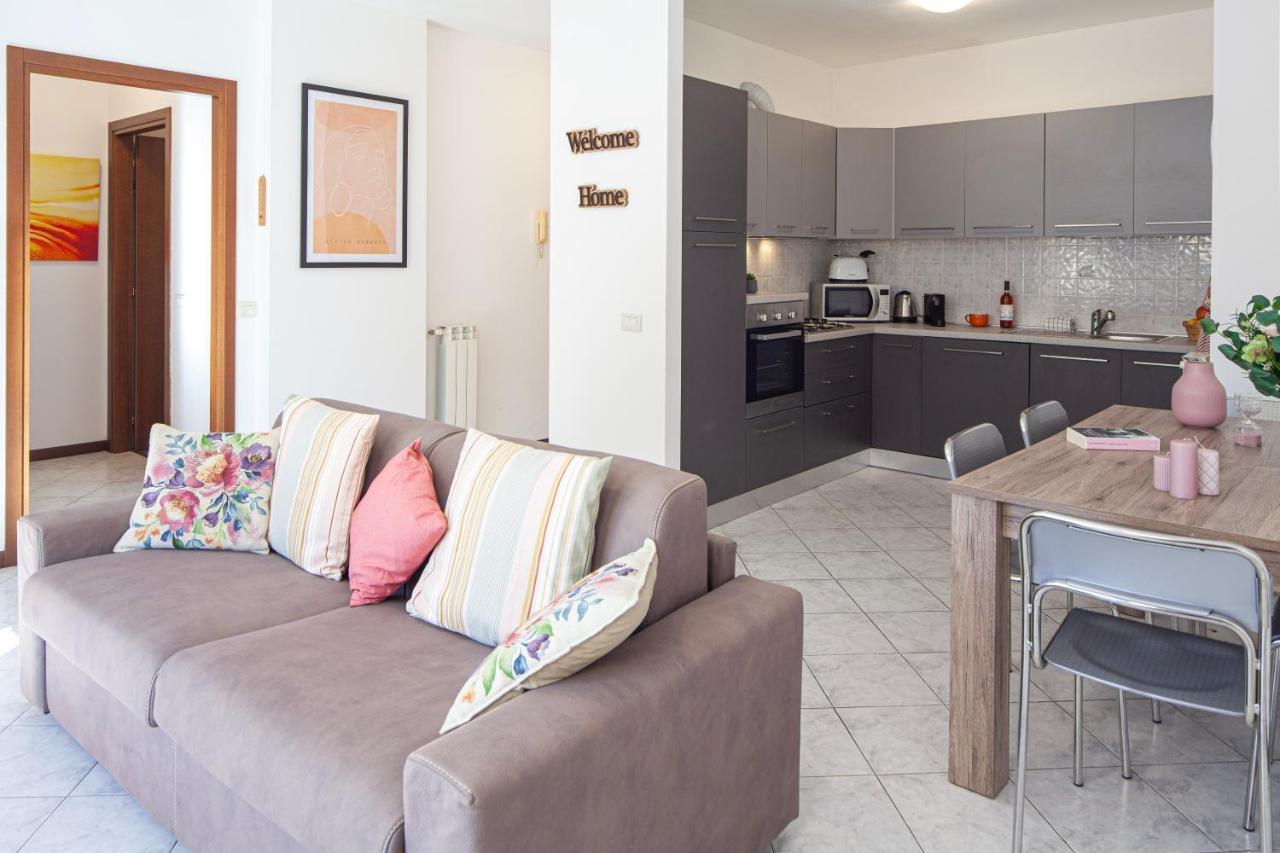 Andrea Apartment Леванто Екстериор снимка