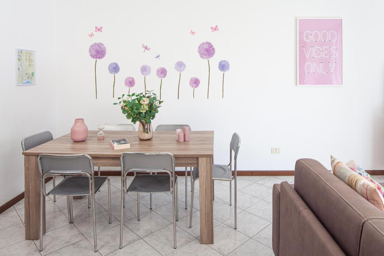 Andrea Apartment Леванто Екстериор снимка